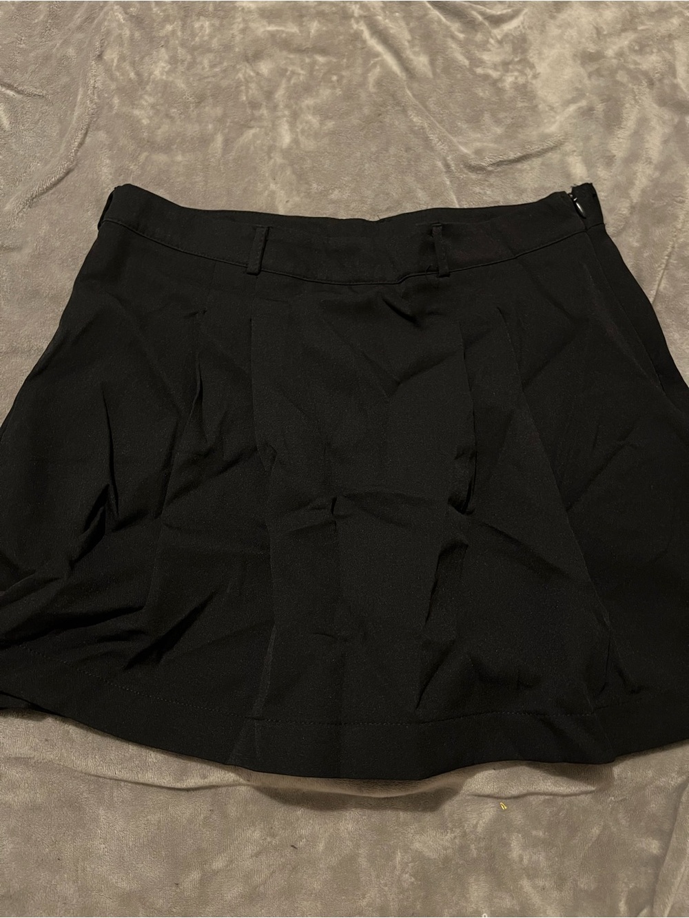 SHEIN Black Pleated Skort